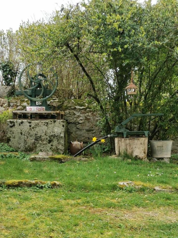 Quarré-les-Tombes Chez Norbert 빌라 외부 사진